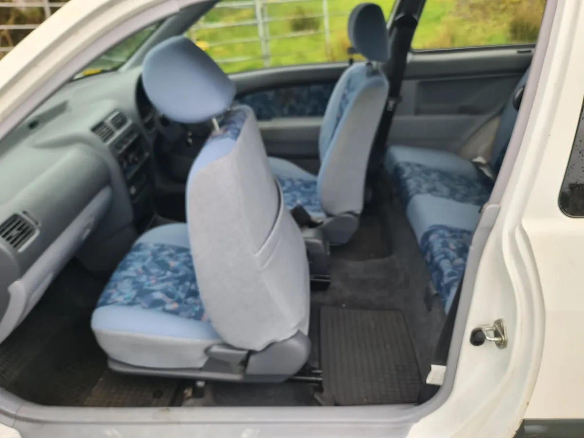 Toyota Starlet 1998 - Image 3