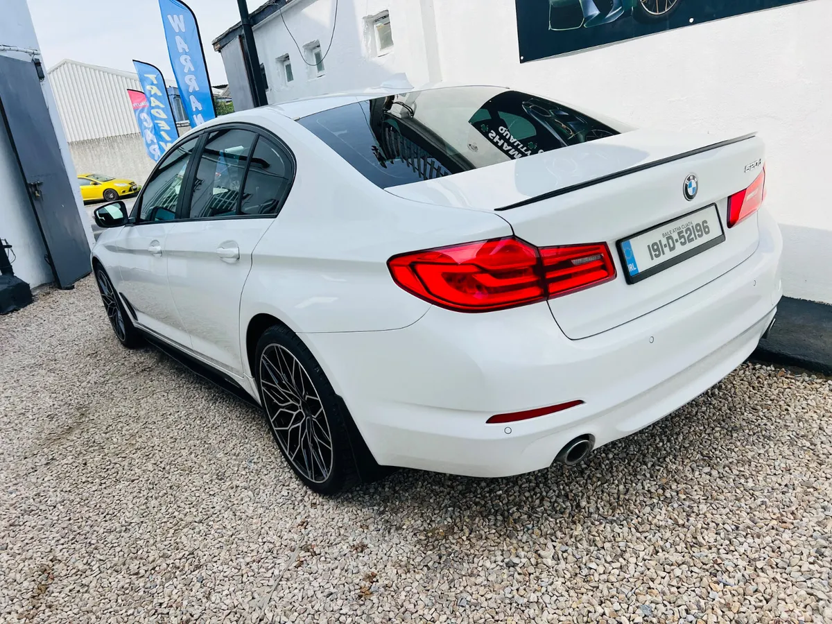 2019 Bmw 520d Se Automatic - Image 3