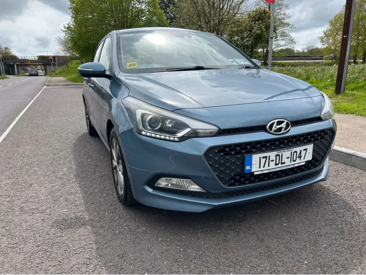 Hyundai i20 ACTIVE DELUXE 5DR - Image 2