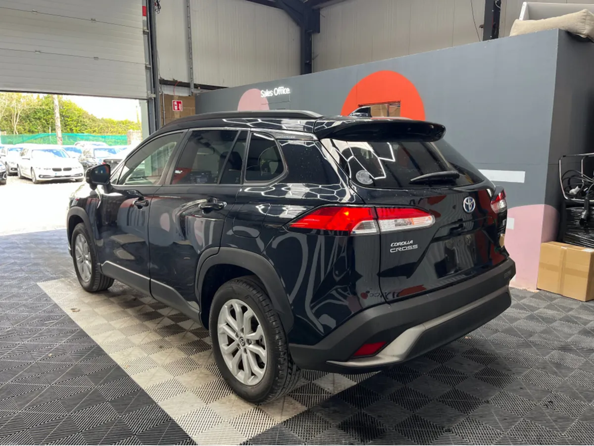 Toyota Corolla Cross 2023 TOYOTA COROLLA CROSS HYB - Image 4