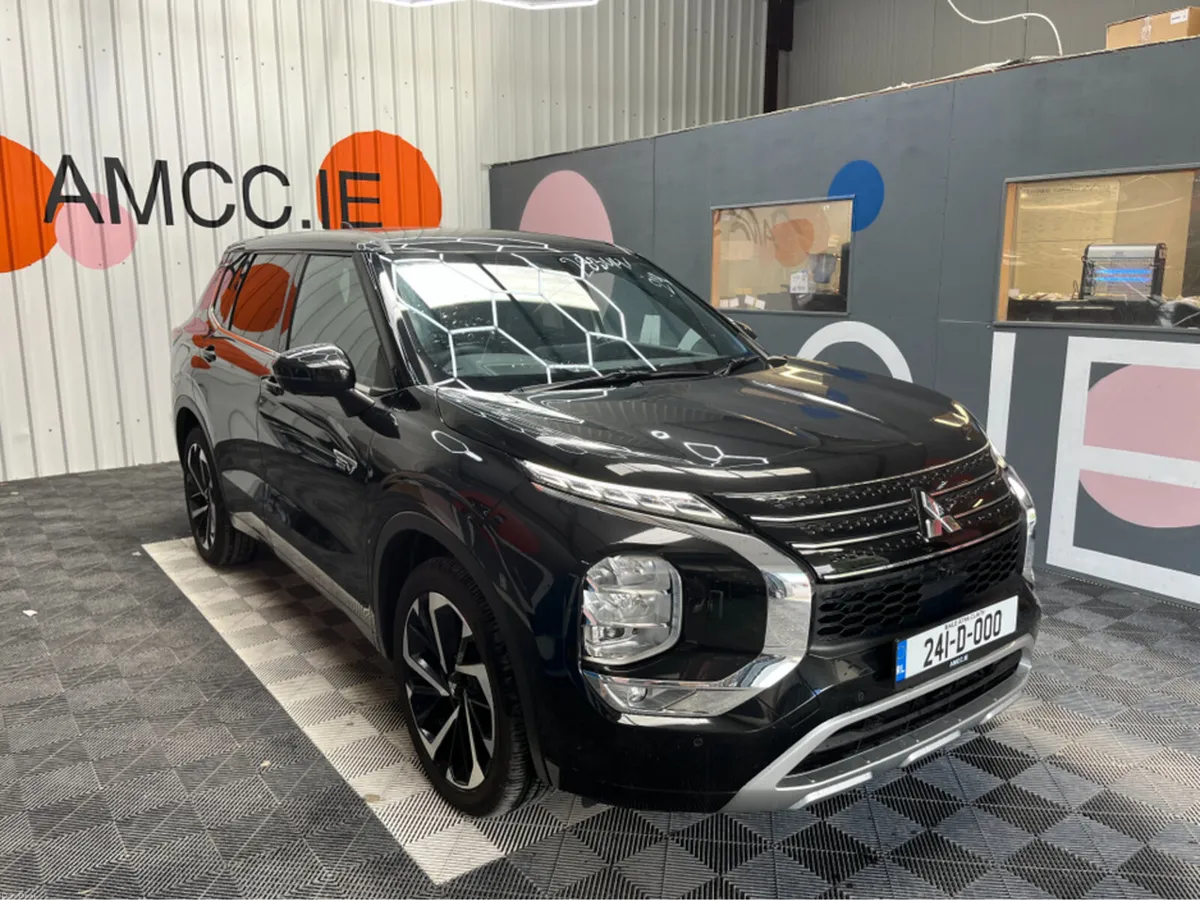 Mitsubishi Outlander 2024 MITSUBISHI OUTLANDER P 4 - Image 1
