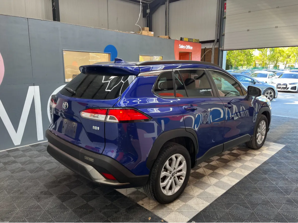 Toyota Corolla Cross 2023 TOYOTA COROLLA CROSS 1.8 - Image 2