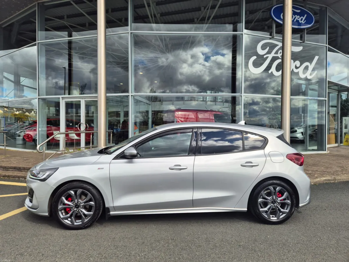 Ford Focus ST-LINE 1.0 125PS - Image 2