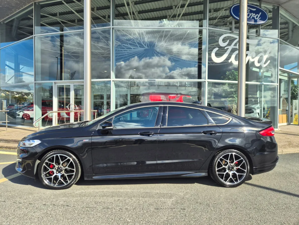 Ford Mondeo ST-LINE X 2.0 187PS HEV - Image 2