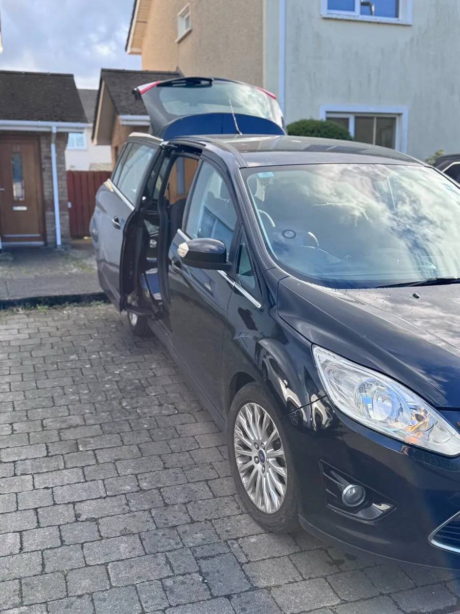 Ford C-max Automatic 7 seater - Image 1