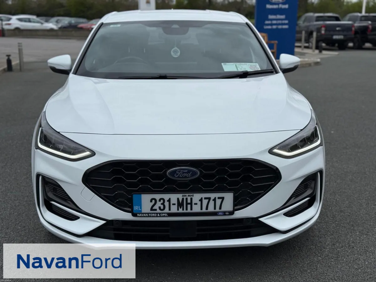 Ford Focus St-Line 1.0 EcoBoost 125Ps  **Warranty - Image 3