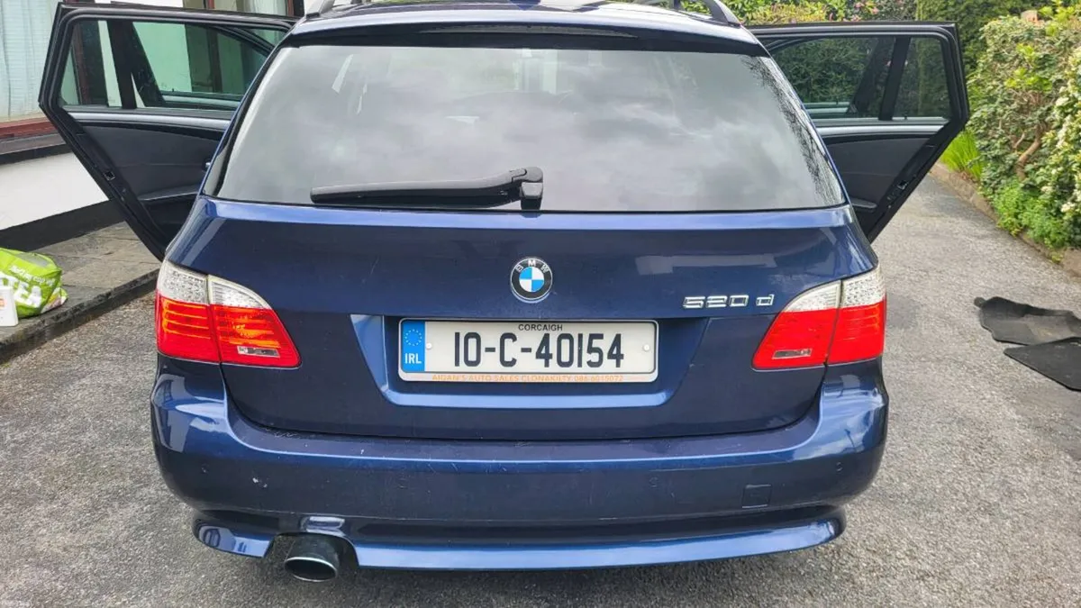 BMW 520D TOURING - Image 4