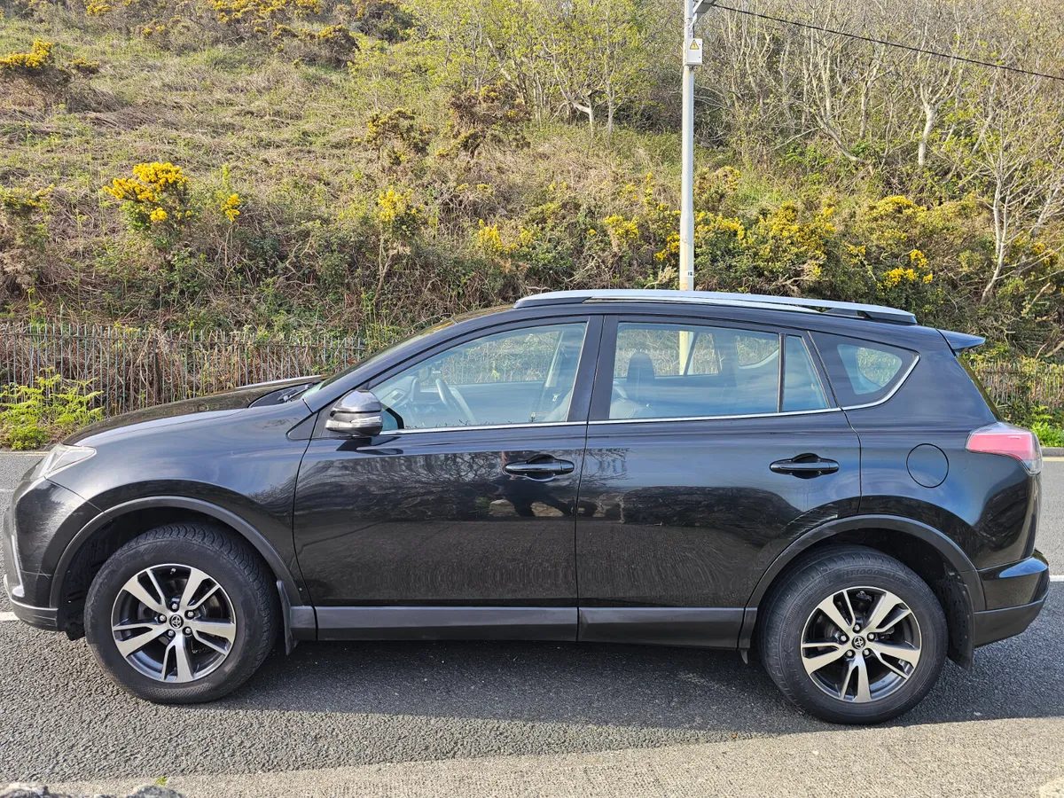 Toyota RAV4 2016 - Image 3