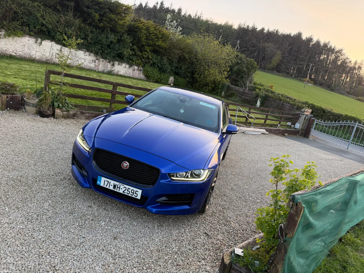 Jaguar XE  R Sport 2.0 D 2017 - Image 2