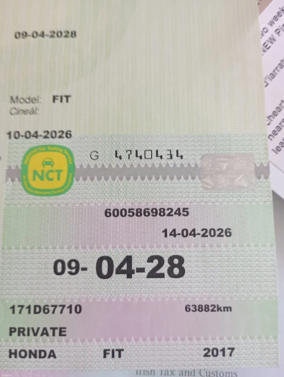 2017 Honda Fit Ex Model New Nct & Warranty - Image 2