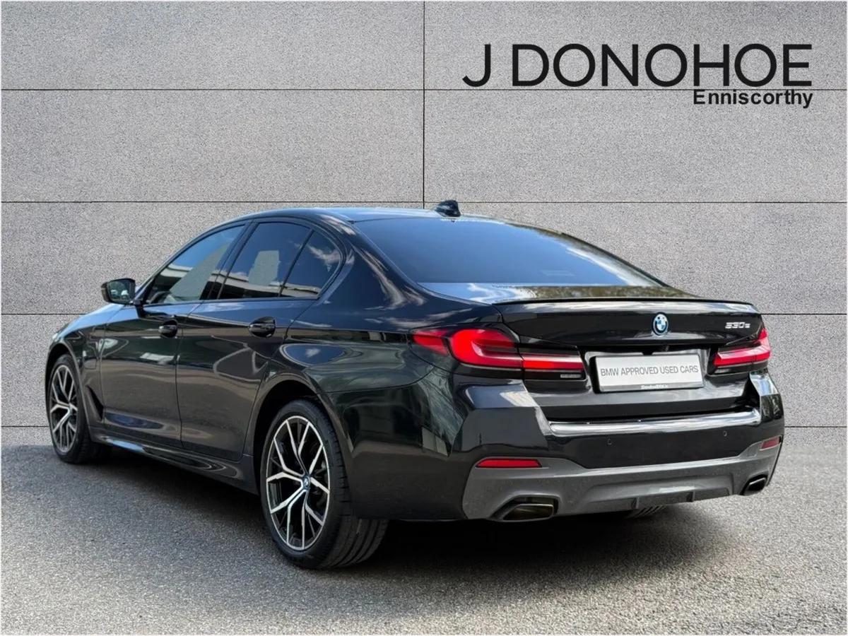 BMW 5-Series 530e M Sport Pro - Image 2