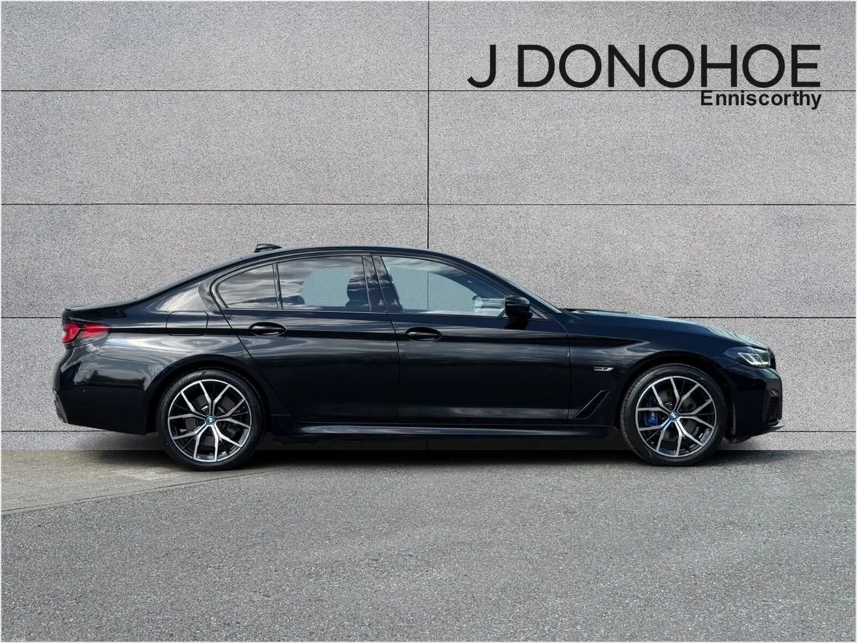 BMW 5-Series 530e M Sport Pro - Image 3
