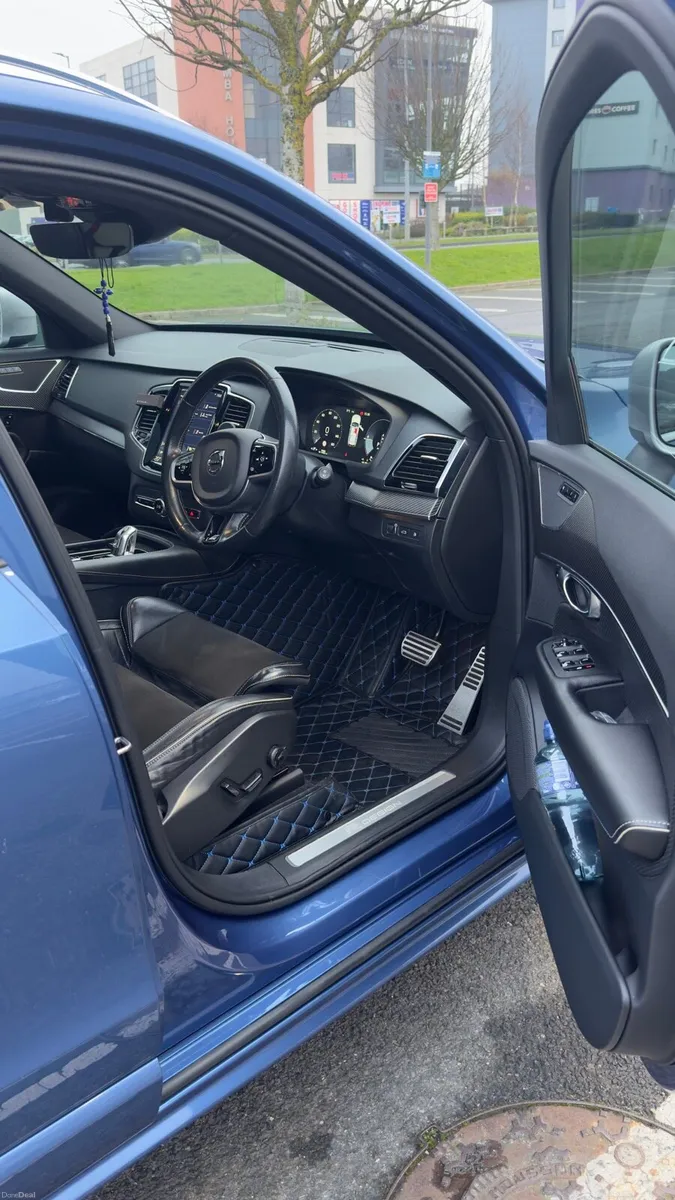 Volvo XC90 T8 Plug In - Image 4