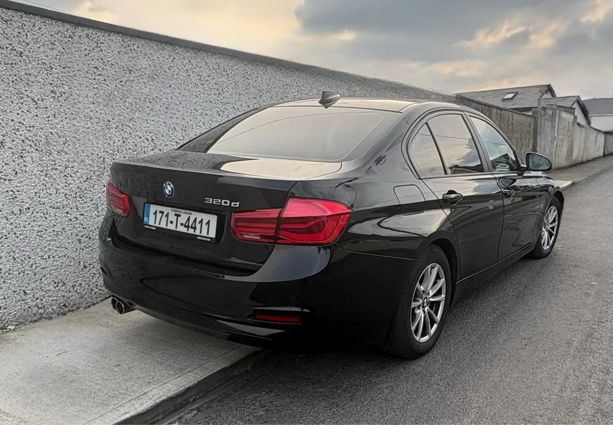 BMW 320d Luxury - Image 4