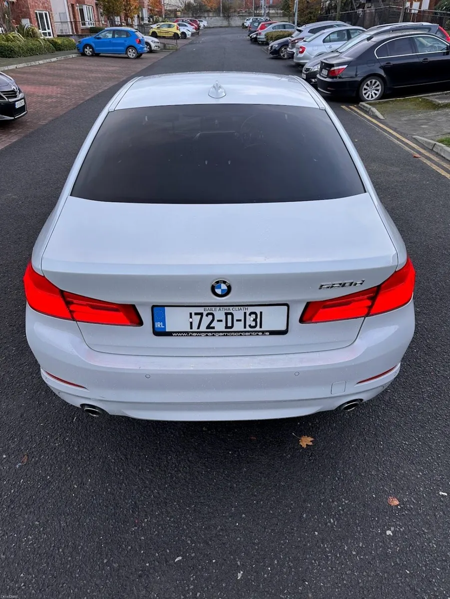 BMW 5-Series 2017 - Image 2