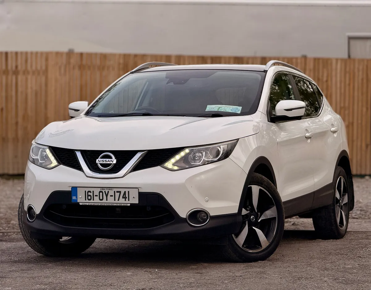 Nissan Qashqai 2016 1.6D SV PREMIUM Automatic - Image 2