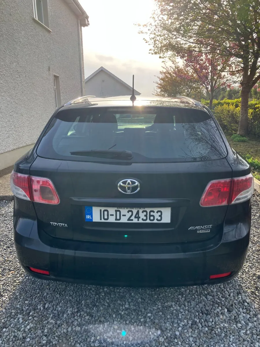 Toyota Avensis Tourer 2010 2.0 D4D - Image 2