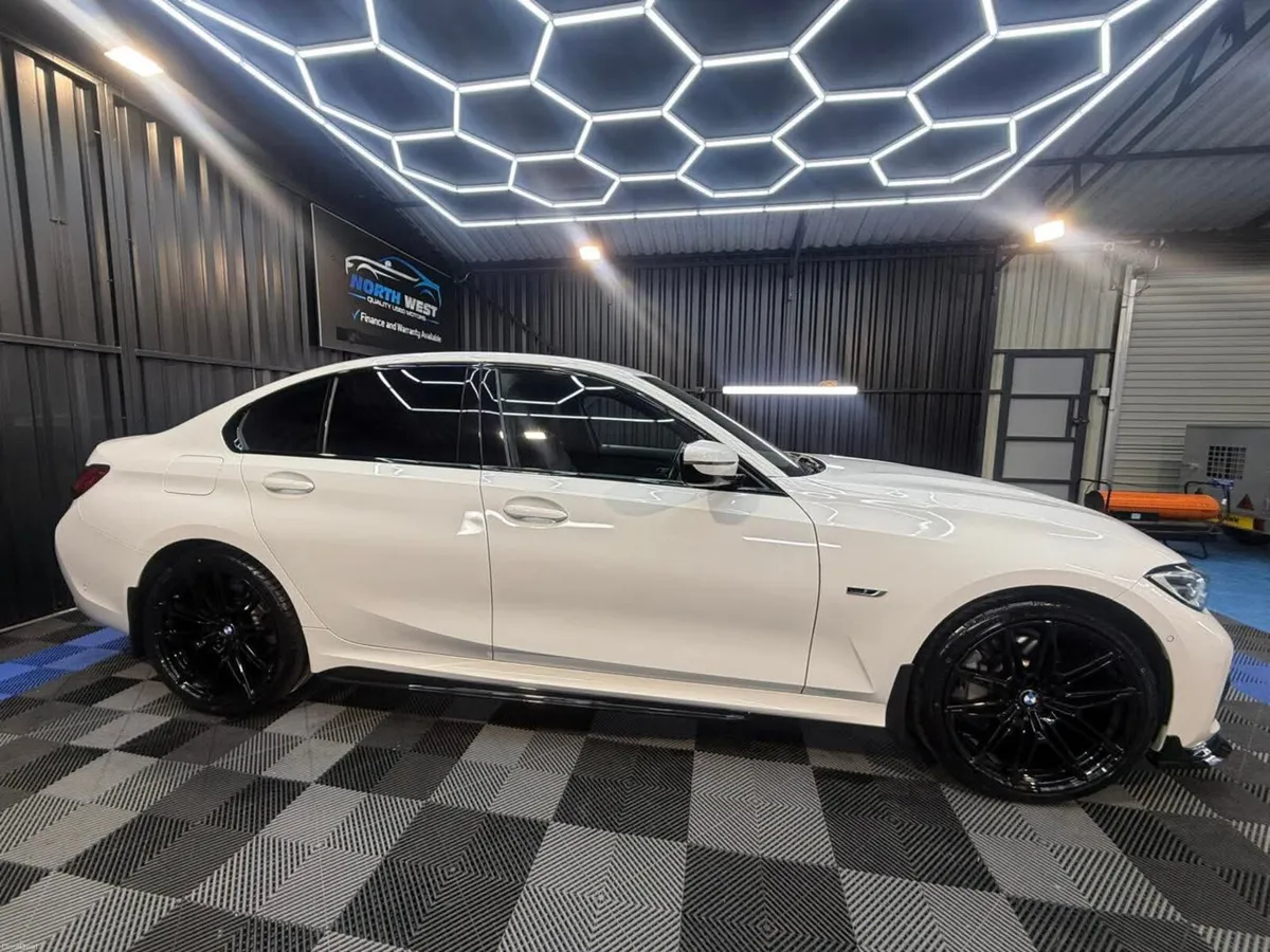 BMW 3-Series M Sport 330E Hybrid 2022 - Image 3