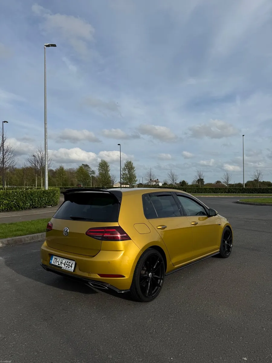 Volkswagen Golf 7.5 R-line Nct 04/28 2.0tdi - Image 2