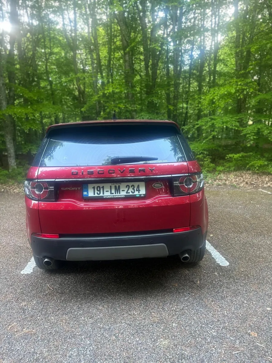 Land Rover Discovery Sport 2019 - Image 2