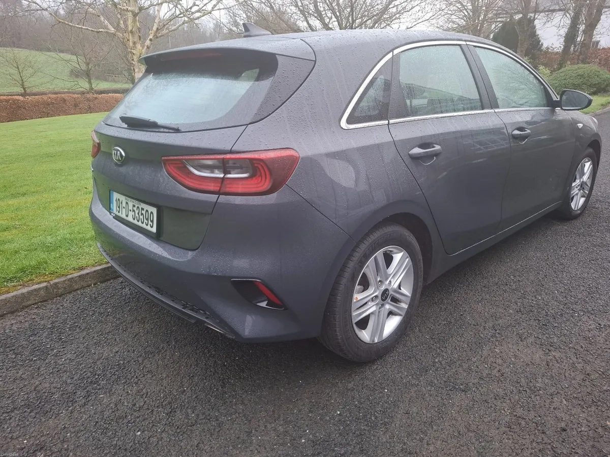 Kia Ceed 2019 - Image 4