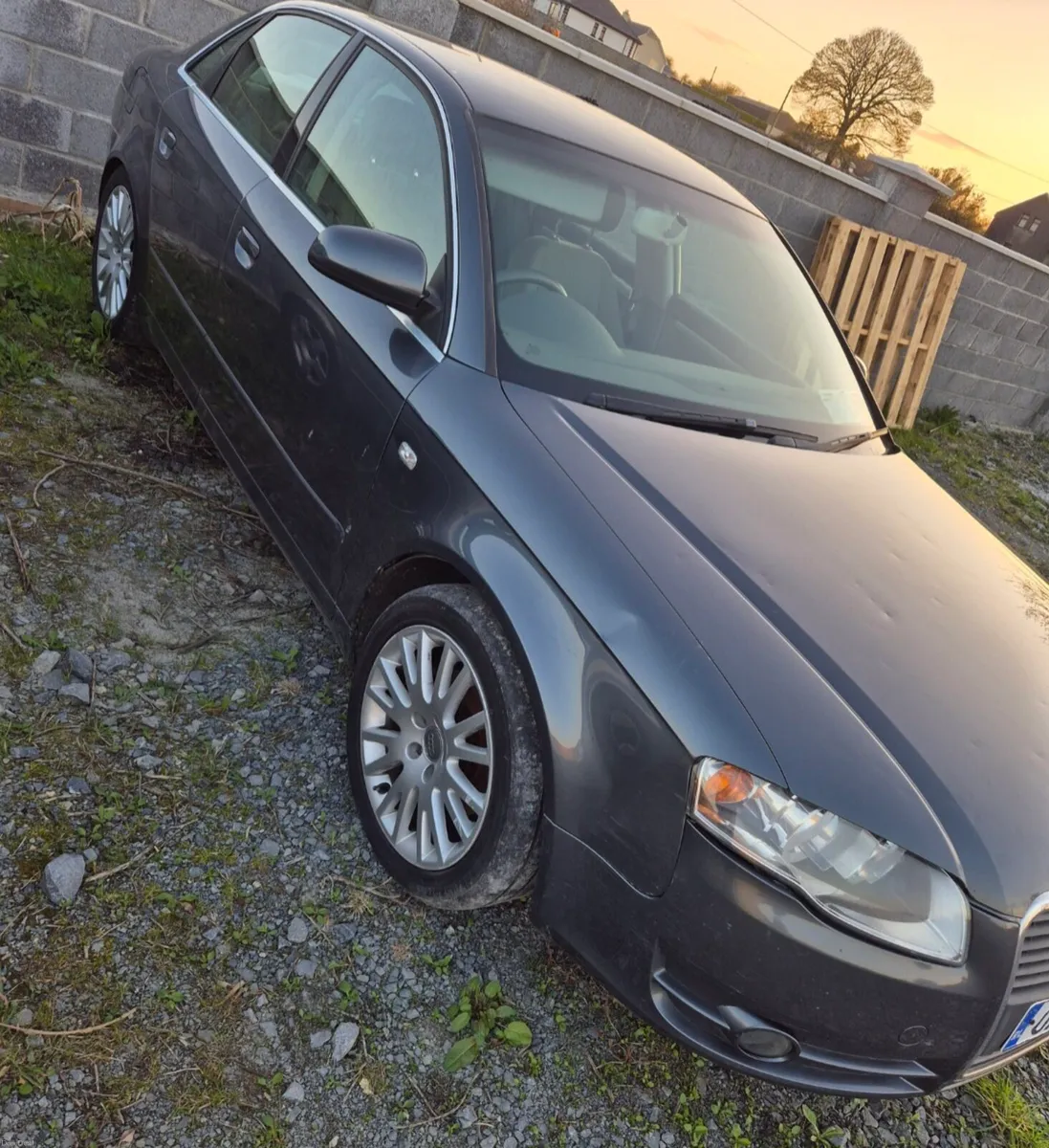 2007 AUDI A4 (1.9TDI) 1 OWNER - Image 1