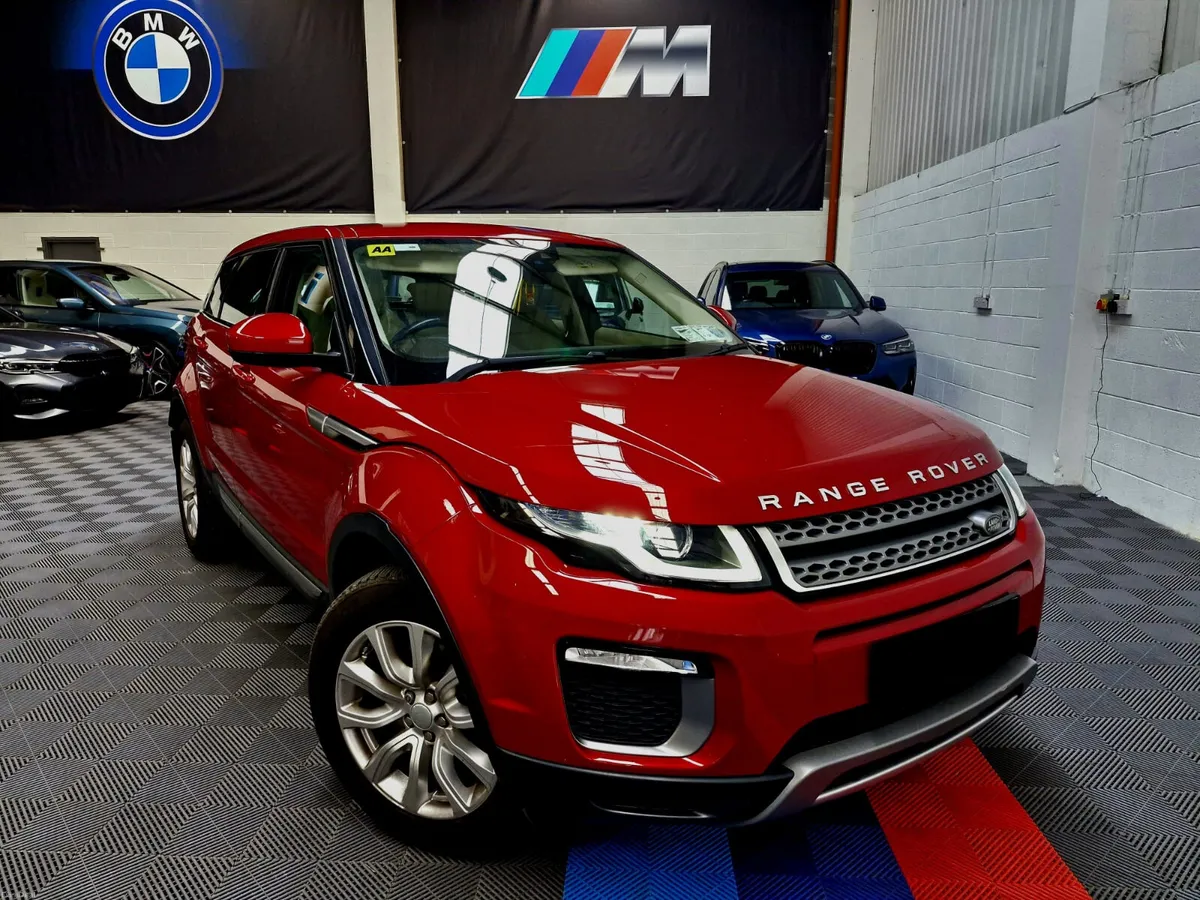 RANGE ROVER EVOQUE 2.0TD4X4 SE (CRAZY LOW MILES) - Image 1