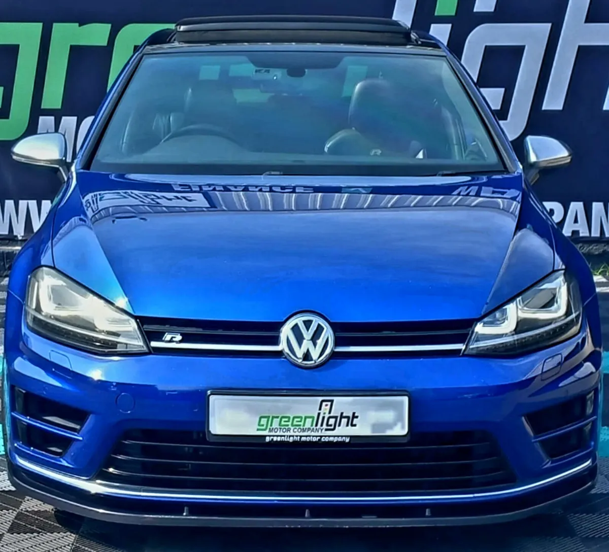 2015 VW Volkswagen Golf R Pan Roof 4 Motion DSG - Image 3