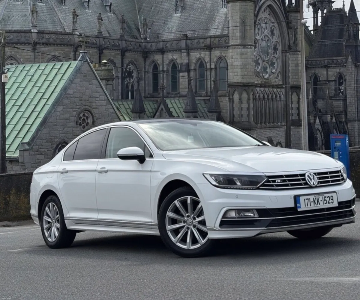 2017 VW Passat R-Line BlueMotion - Image 1