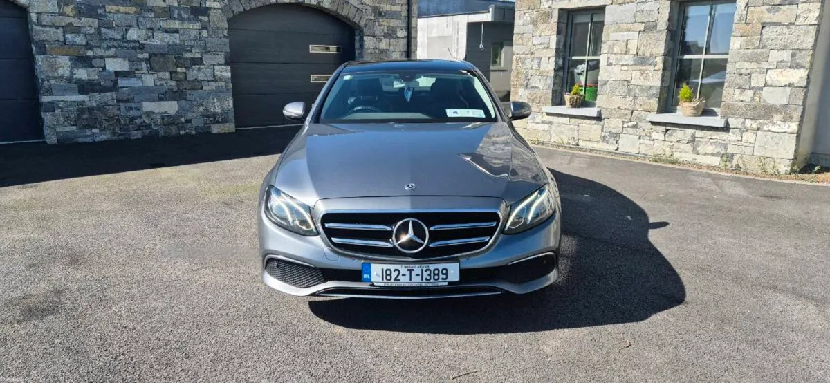Mercedes-benz E220d - Image 2