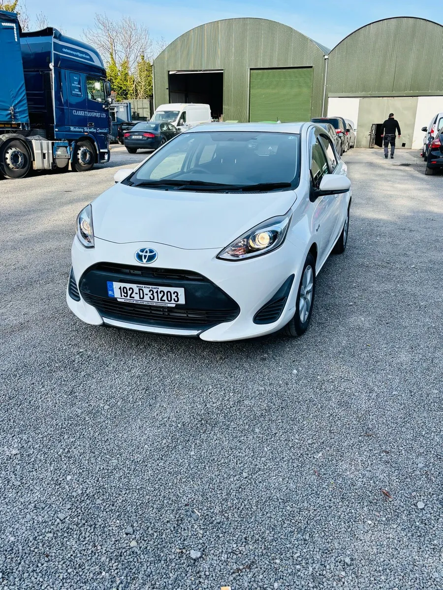 Toyota Aqua 2019 Hybrid please read description - Image 1