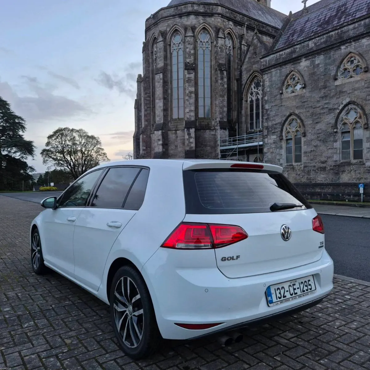 Volkswagen Golf 1.4 petrol...nct and tax - Image 3