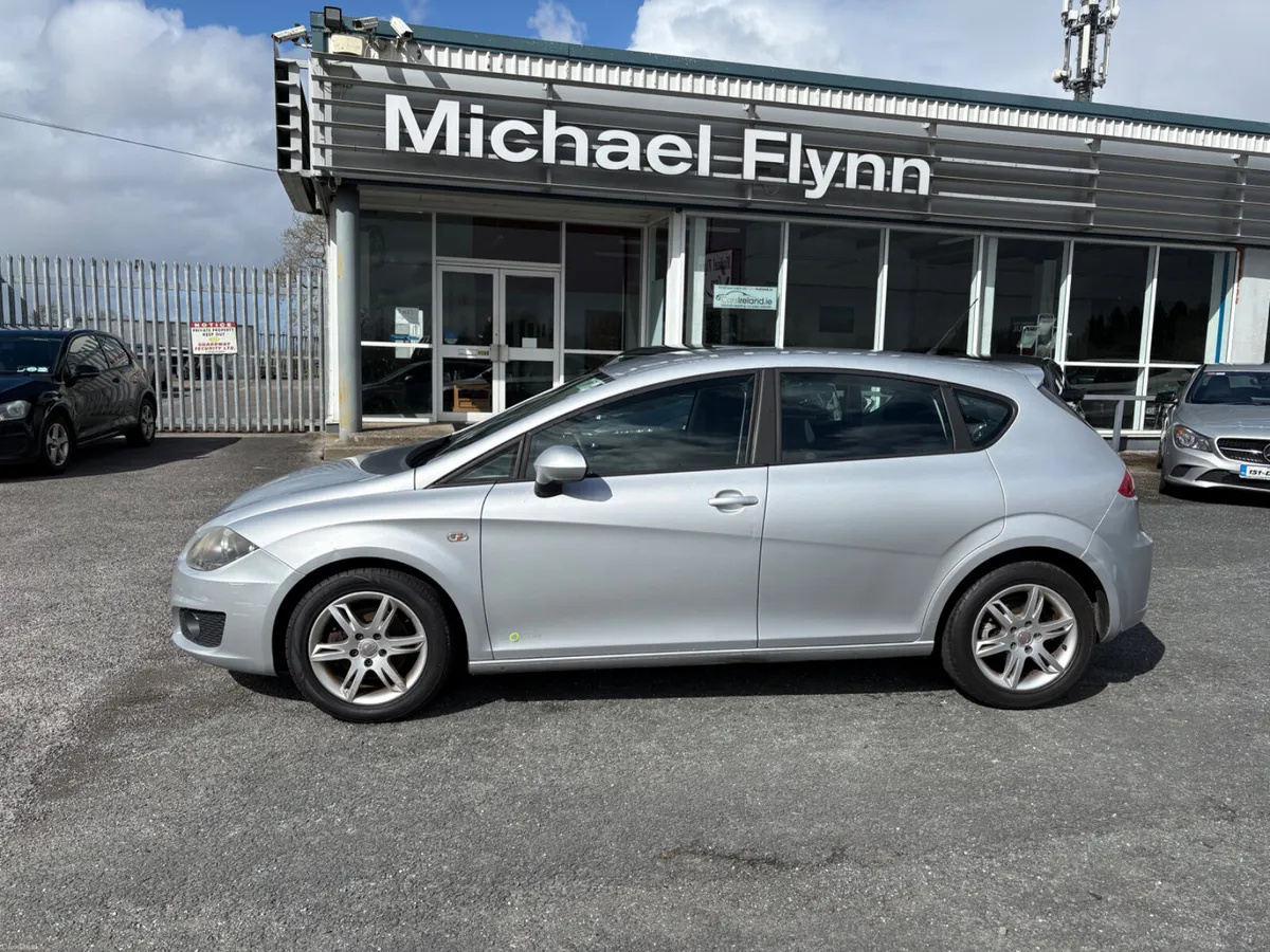 SEAT Leon 1.6TDi Edition 131 - Image 1