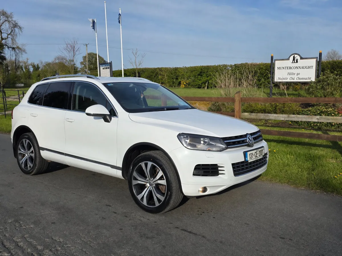 Volkswagen Touareg 3.0 V6 TDI Bluemotion  Auto - Image 1