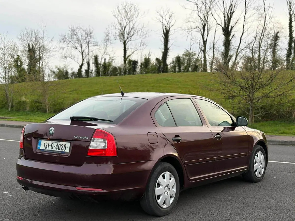 2013 AUTOMATIC Skoda Octavia Nct'd - Image 2