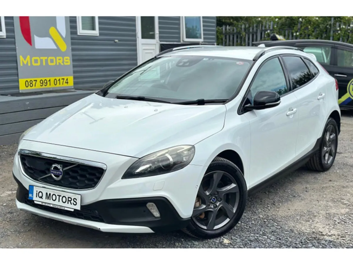 Volvo V40 D4 2.0L DIESEL AUTOMATIC(2293) - Image 2