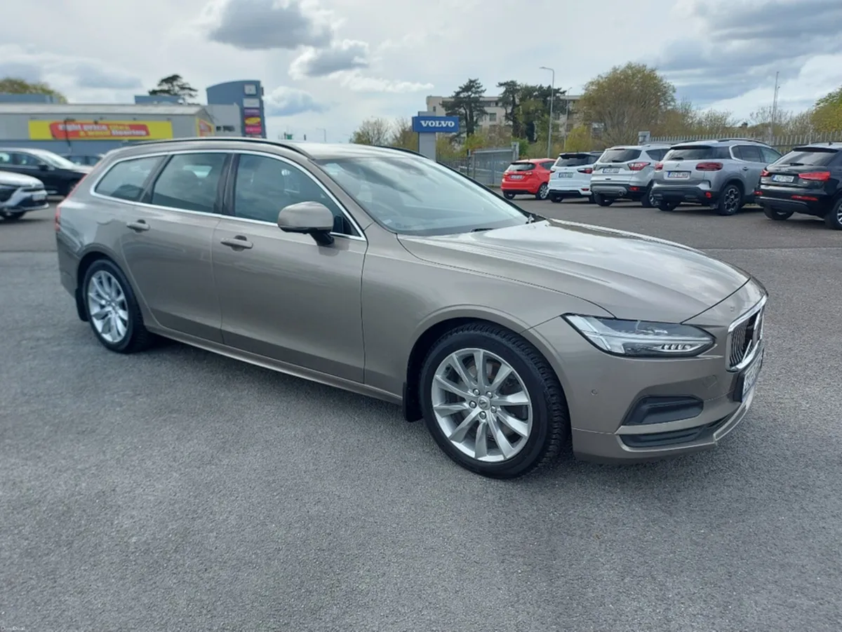 Volvo V90 B4 MOMENTUM AT 5DR AUTO - Image 6