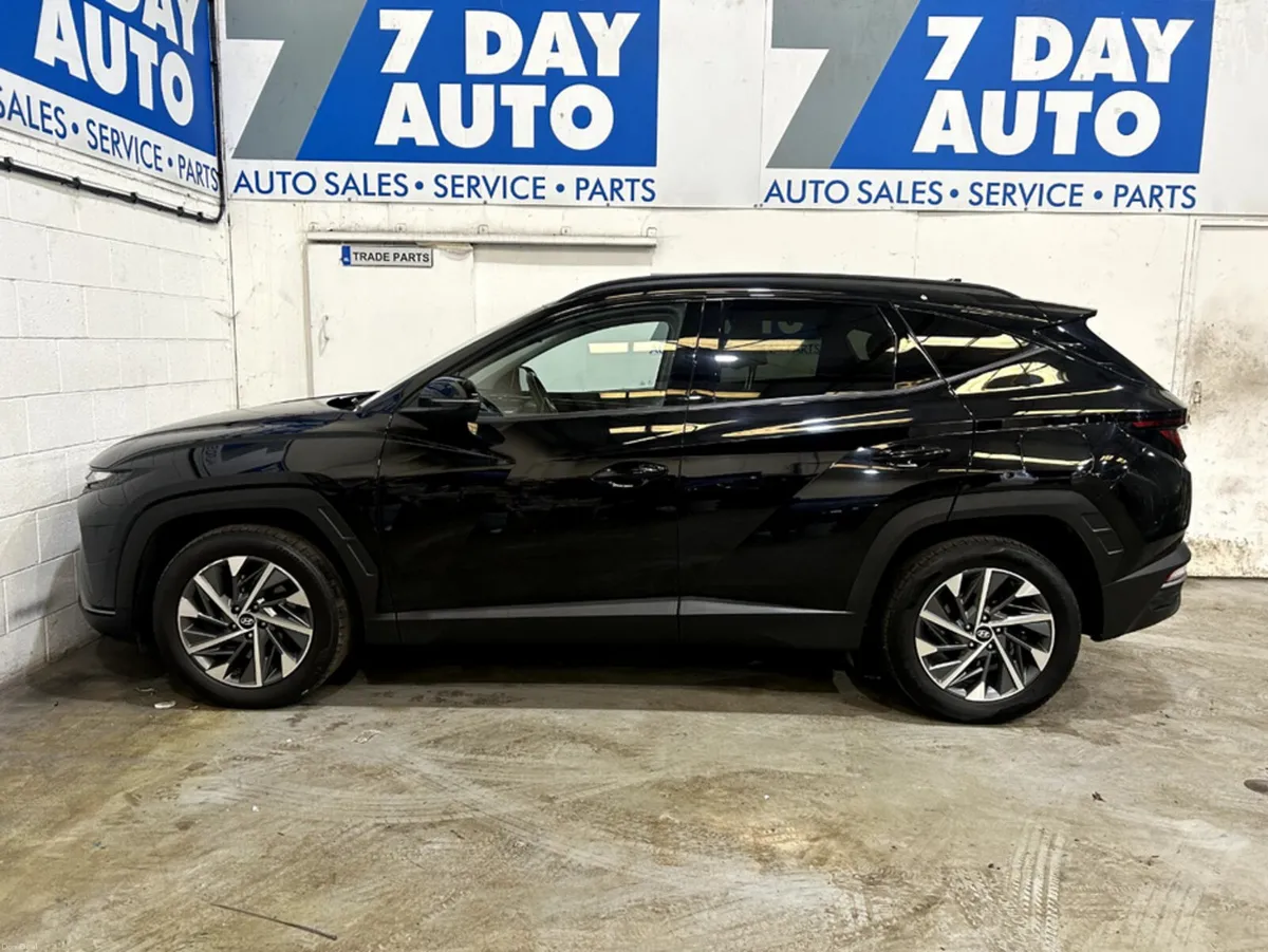 Hyundai Tucson EXECUTIVE 5DR - Image 4