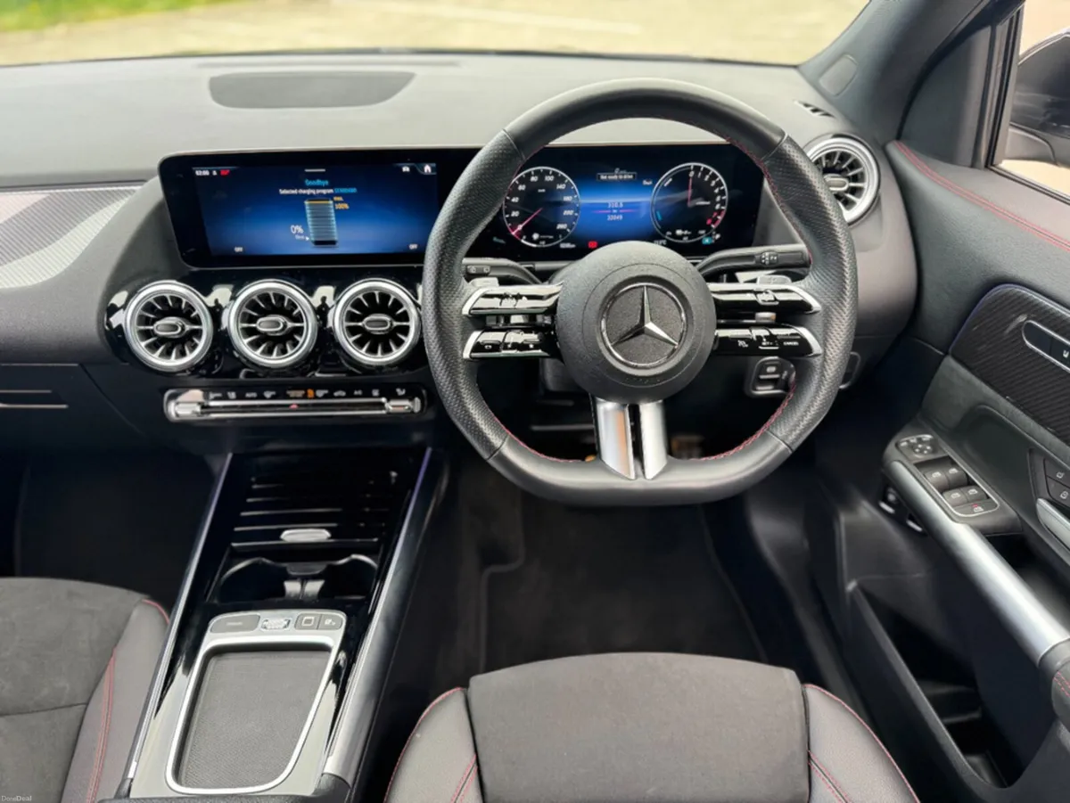 Mercedes-Benz GLA GLA250E AMG LINE EXECUTIVE - Image 6