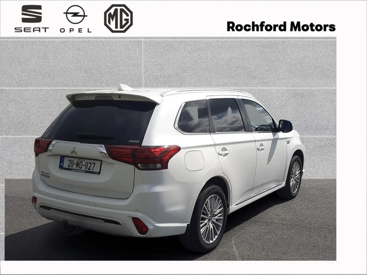 Mitsubishi Outlander OUTL PHEV INTEN INTENSE 4DR A - Image 4