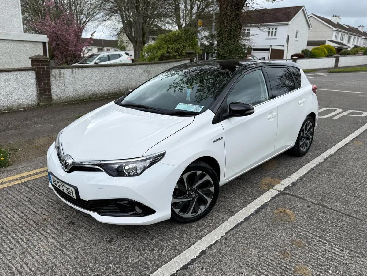 2016 Toyota Auris 1.8 Hybrid Automatic NCT 08-2026 - Image 1
