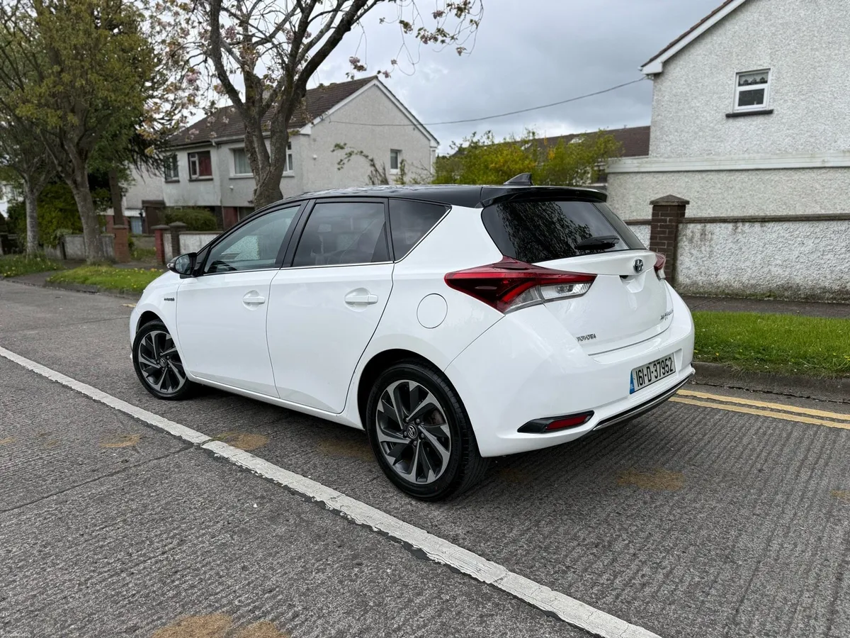 2016 Toyota Auris 1.8 Hybrid Automatic NCT 08-2026 - Image 3