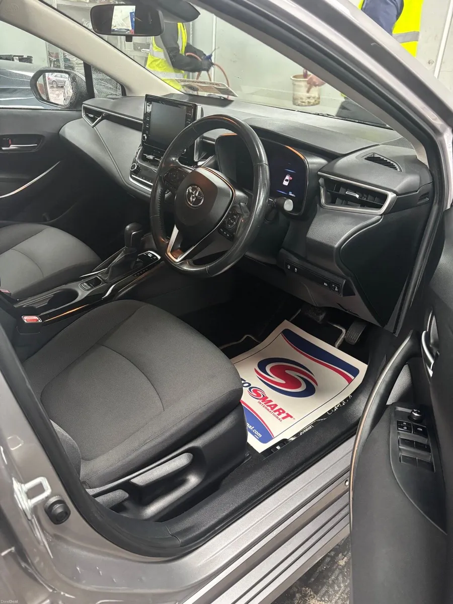 2019 Toyota Corolla Hybrid Luna 145K - Image 1