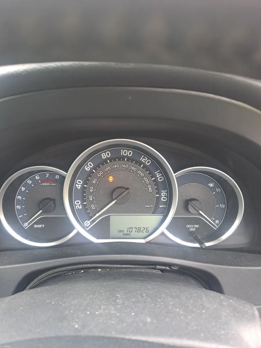 Toyota Auris 2013 - Image 3