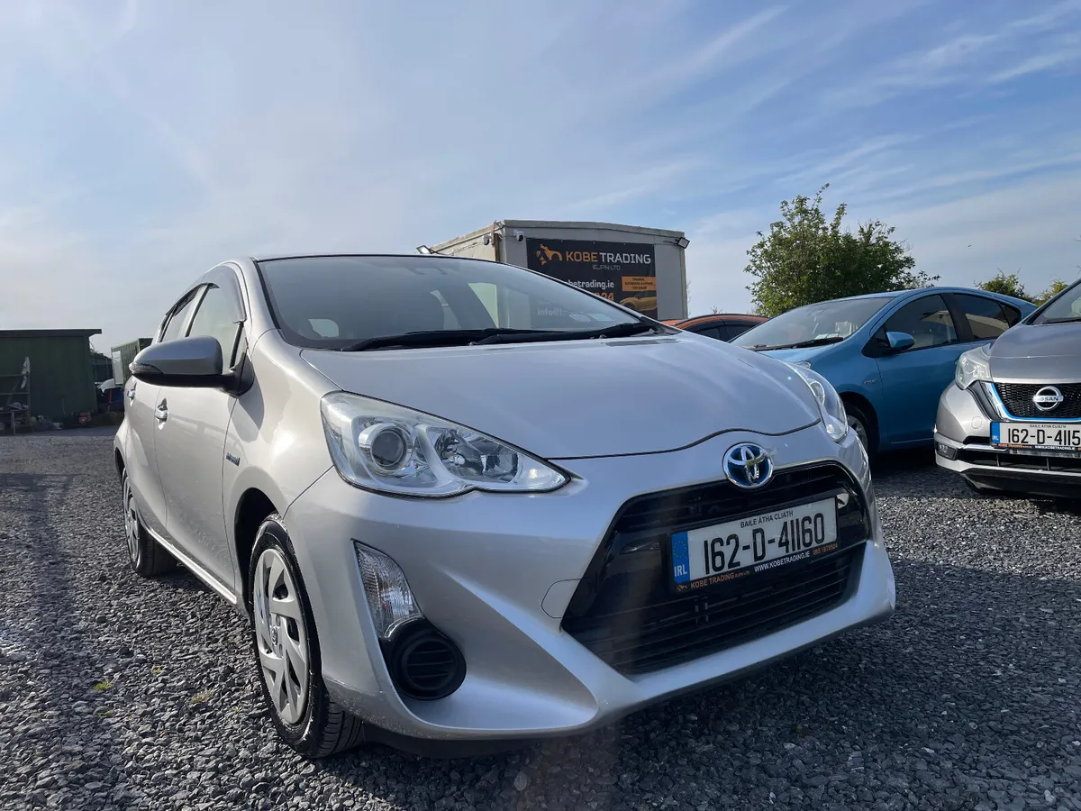 Toyota Aqua 2016 Hybrid Push Start automatic - Image 2