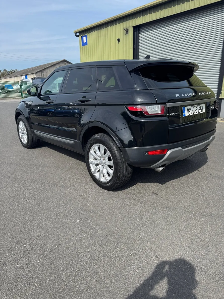 Range Rover Evoque 2.0 TD4 AWD - Image 2