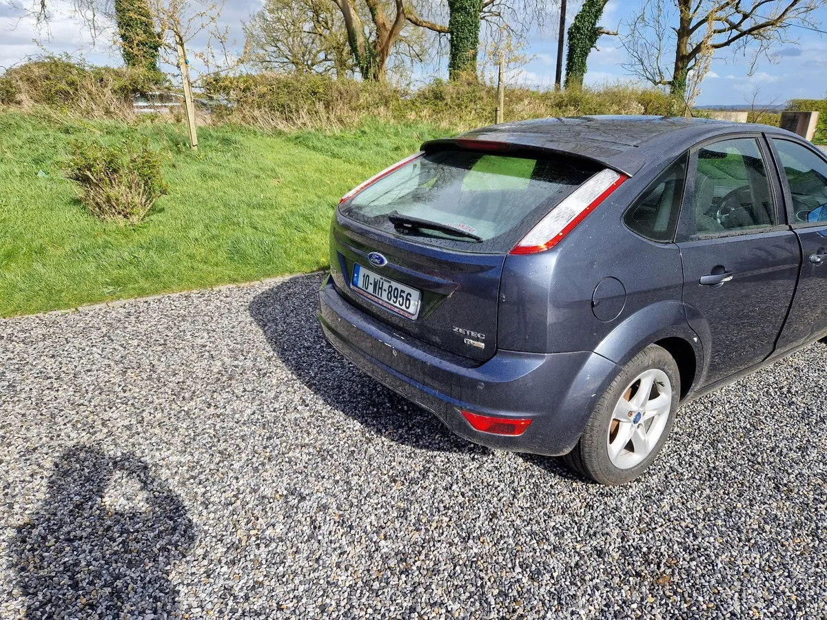 Ford Focus 2010 - Image 3