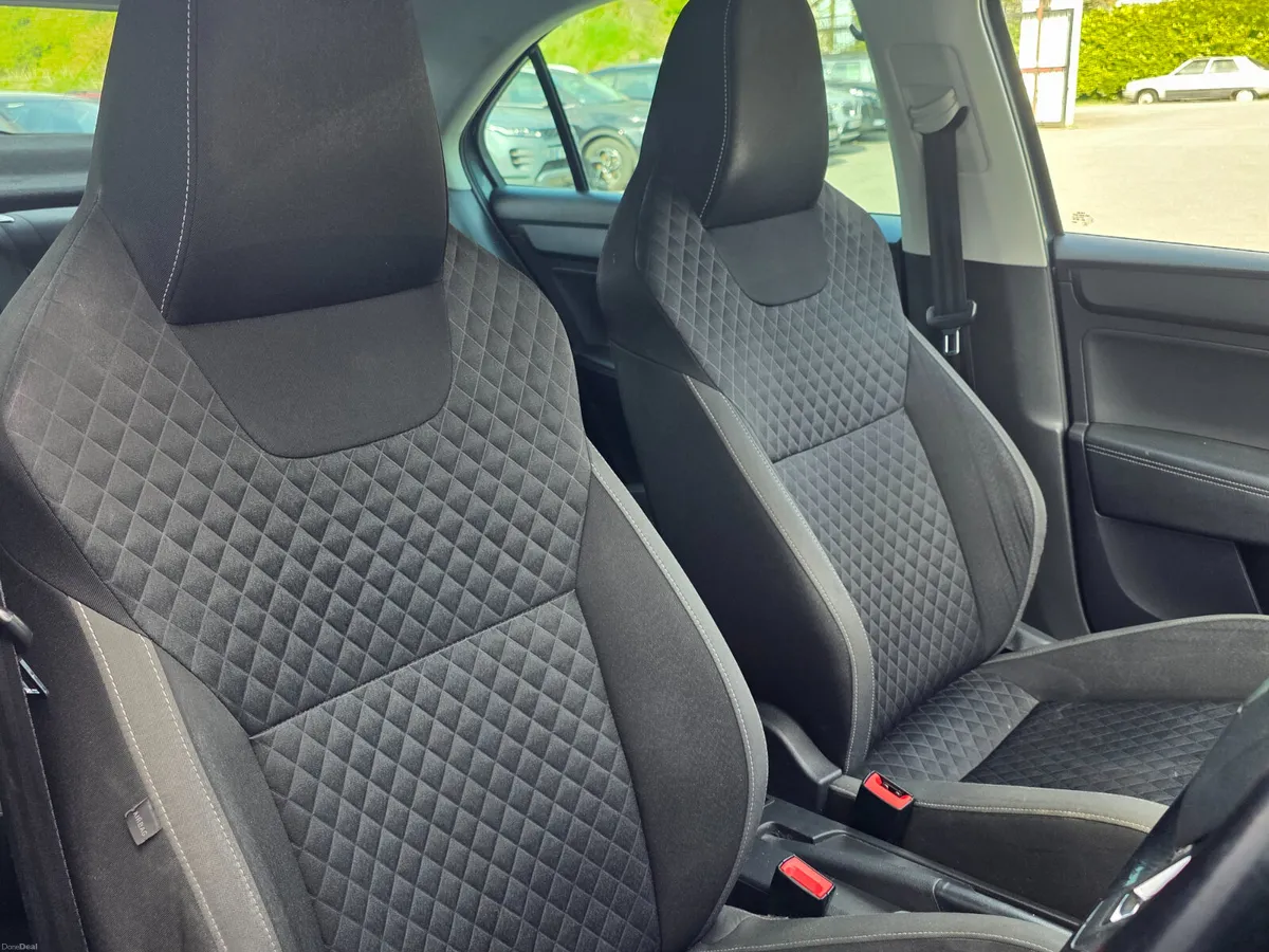 2017 Skoda Rapid 1.2 TSI SPORT // NCT TILL 05/27 - Image 4