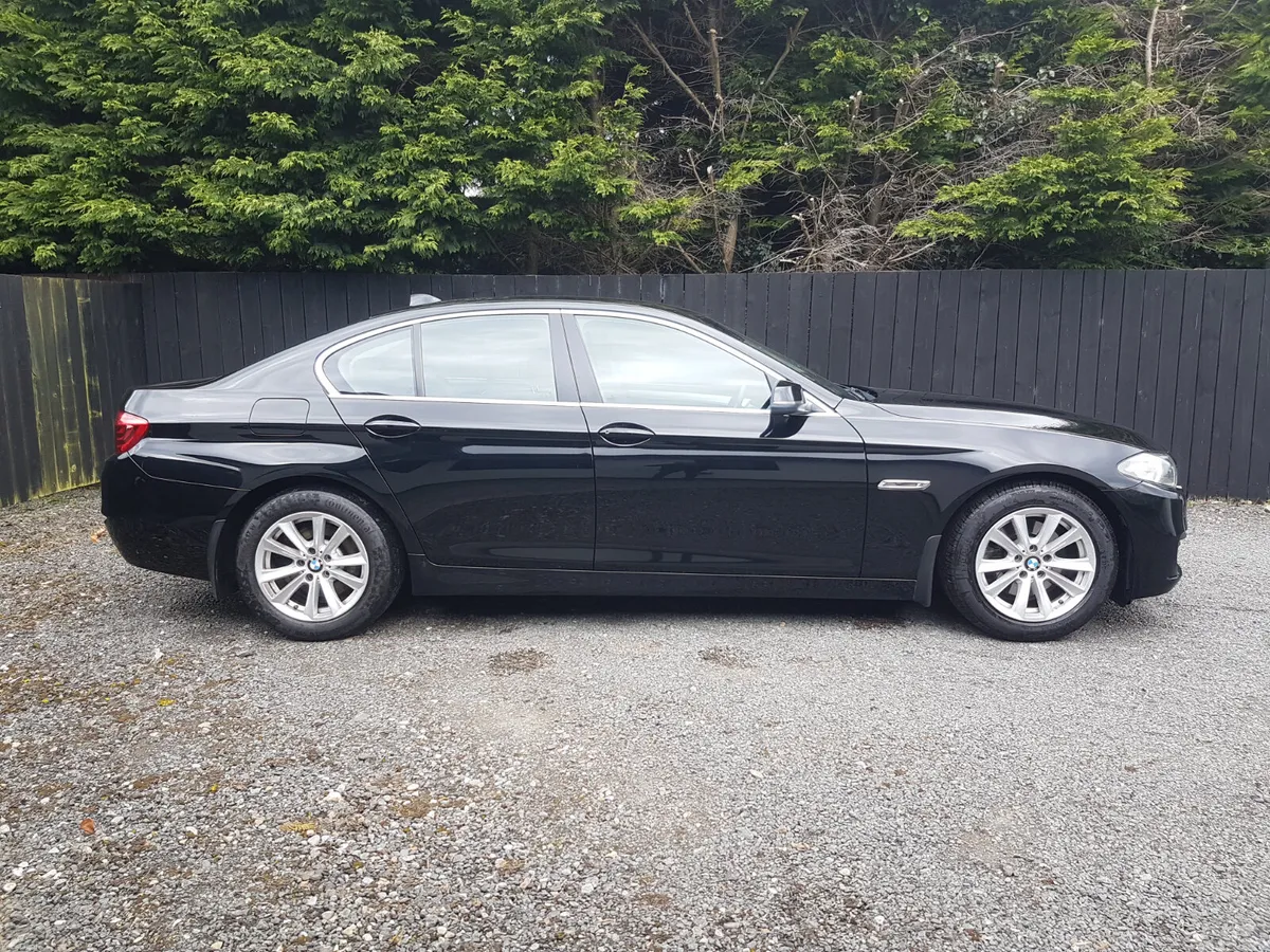 520 D.. VERY LOW KM .. NCT TODAY - Image 4