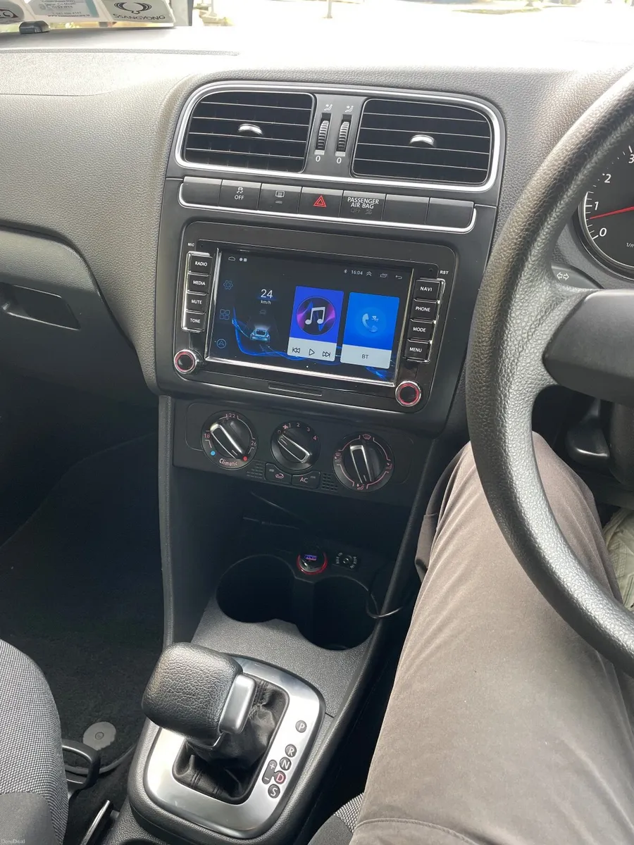 2010 Volkswagen Polo 1.2 automatic less mileage - Image 4